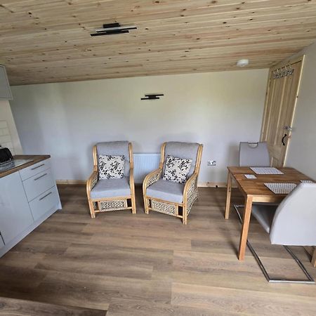 Dunroaming Cabin Pendine Exterior foto